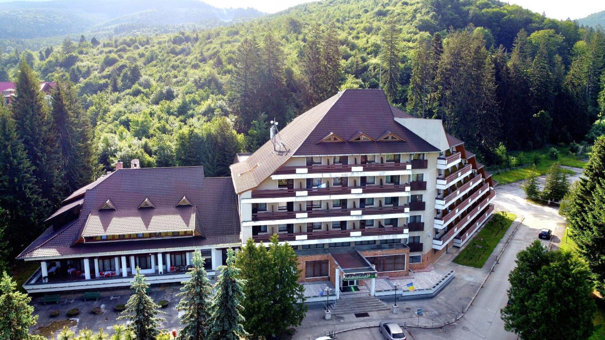 Hotel Bradul - Κοβάσνα Εξωτερικό φωτογραφία